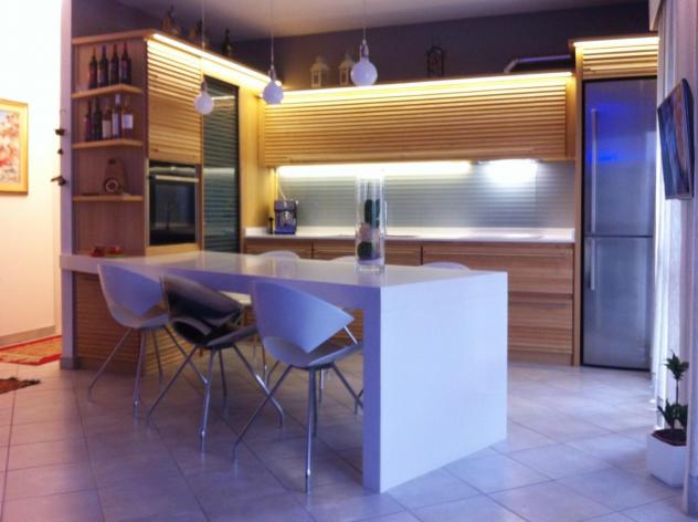 Appartamento in vendita a Marina di Massa - Massa 133 mq Rif: 1224229