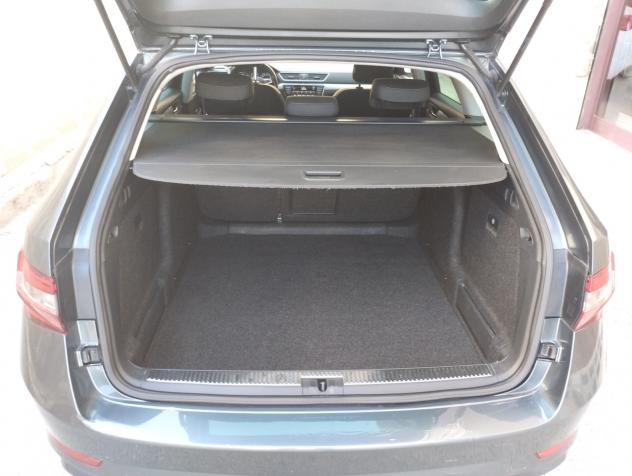 Skoda Superb 2.0 TDI DSG Wagon Style - Foto 7