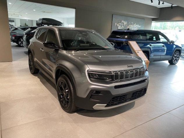 Jeep Avenger e-Hybrid 1.2 MHEV e-Hybrid Turbo Black Edition - Foto 2