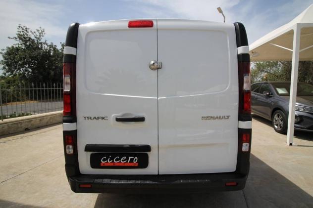 Renault Trafic T27 2.0 BluedCi 150CV PC-TN Furgone 2024 - Foto 5
