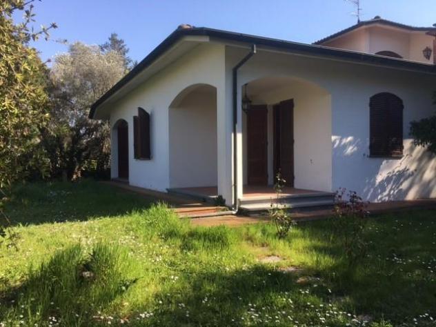 Villa in vendita a San Frediano a Settimo - Cascina 340 mq Rif: 1038275