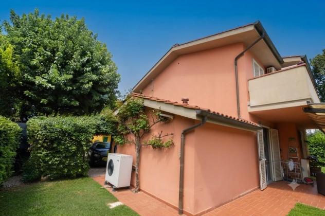 Villa in vendita a Tempagnano di Lunata - Lucca 193 mq Rif: 1427141 - Foto 2