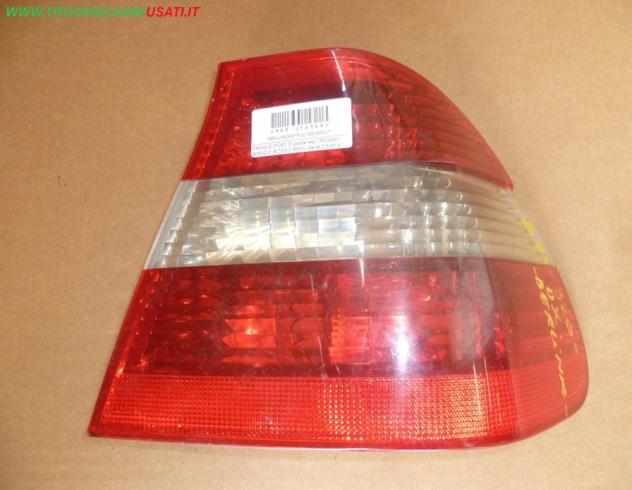 FANALE POST.D.(parte est.) ROSSO BIANCO ROSSO BMW Serie 3 E46 4 porte / Touring Parti elettriche Fanaleria Fanali Fanale post. sx. BMW - Serie 3 E