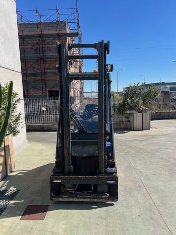 Carrello elevatore usato Linde E16P locazione con riscatto - Foto 4