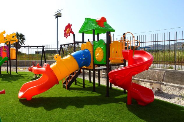 Playground per bambini, giochi gonfiabili, scivoli - Foto 5