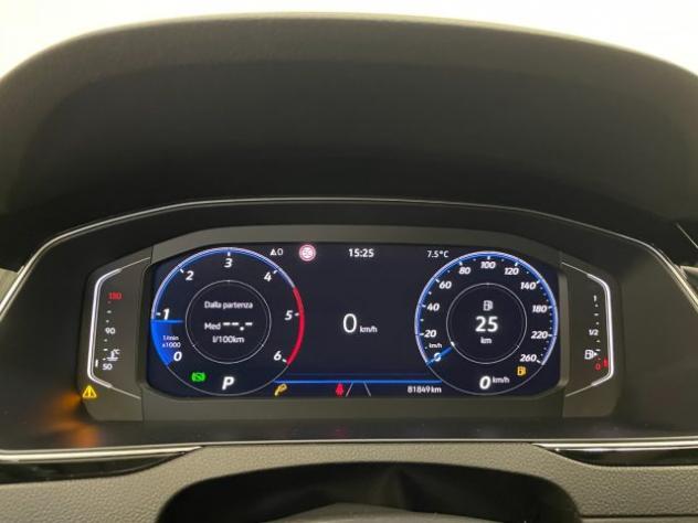 VOLKSWAGEN Passat Variant 2.0 TDI 4MOTION DSG Executive 200CV rif. 23153446 - Foto 5