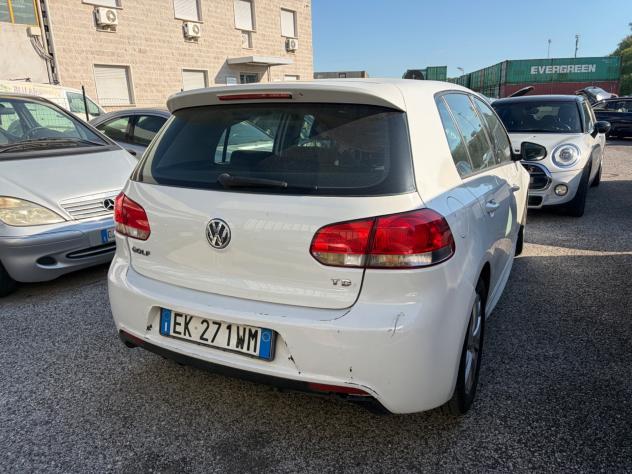 Volkswagen Golf 1.6 TDI DPF 5p. Highline - Foto 5