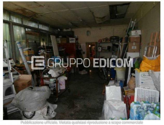 Magazzini e locali di deposito di 157.5 mq in vendita a Buscate - Rif. 4548388