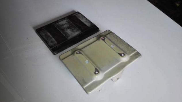 Base batteria motore Suzuki Baleno 1.6 S.W. 2001 - Foto 3