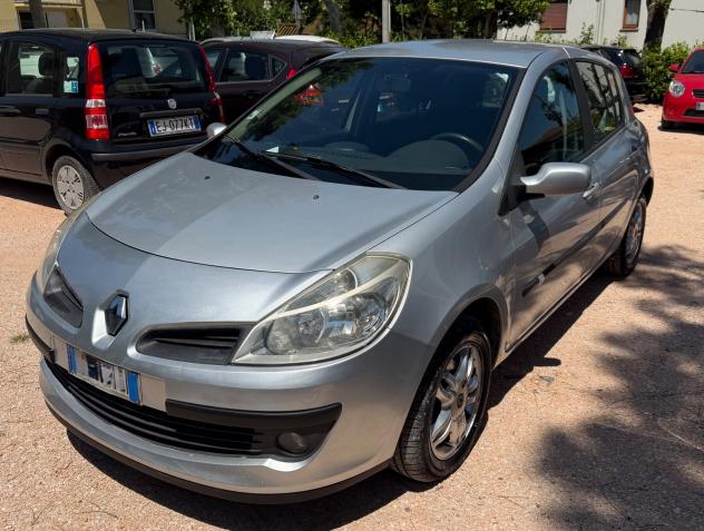 Renault Clio Storia 1.5 dCi 65CV 5 porte Confort - Foto 2