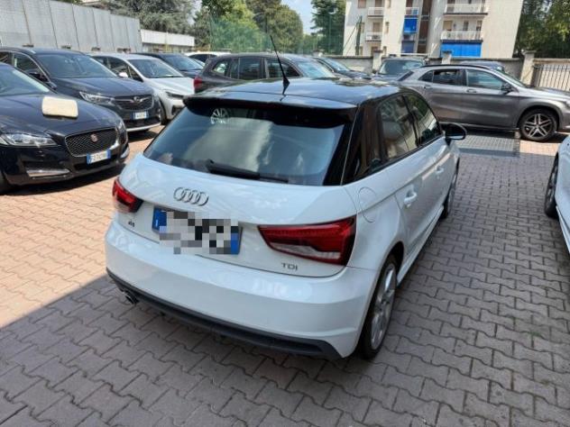 AUDI A1 1.4 TDI Admired rif. 23973219 - Foto 3