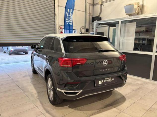 VOLKSWAGEN T-Roc 1,6 TDI 115 cv STYLE rif. 24031286 - Foto 6