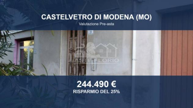 Immobile in asta di 627 m² con più di 5 locali in vendita a Castelvetro di Modena