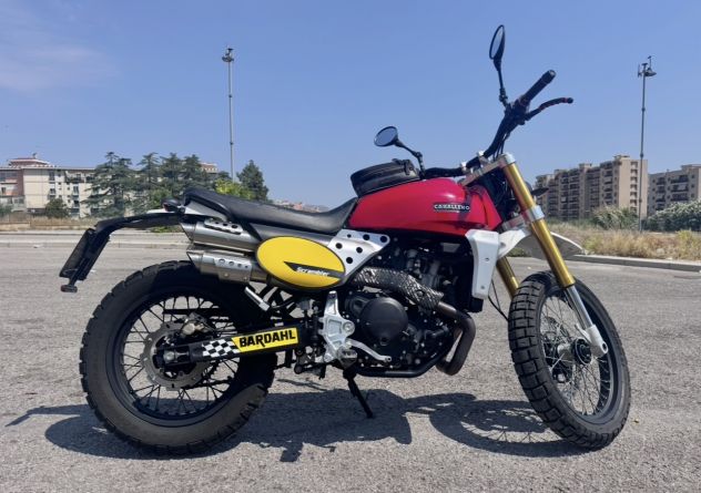 Caballero 500 moto divertente e versatile