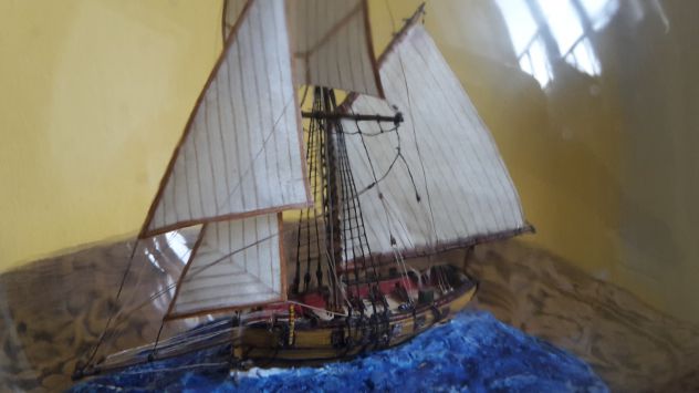 Modello Speedy Cutter nave in bottiglia