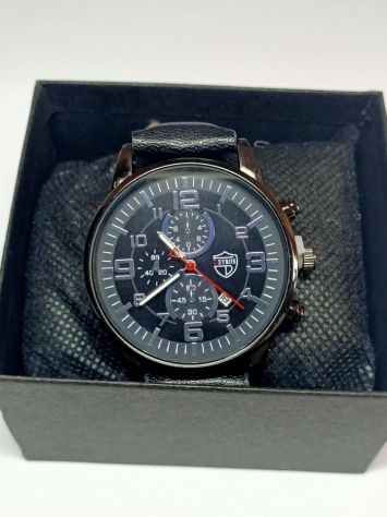 Orologio nero