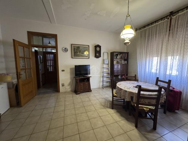 Suzzara vendesi casa indipendente 6 vani 230 Mq