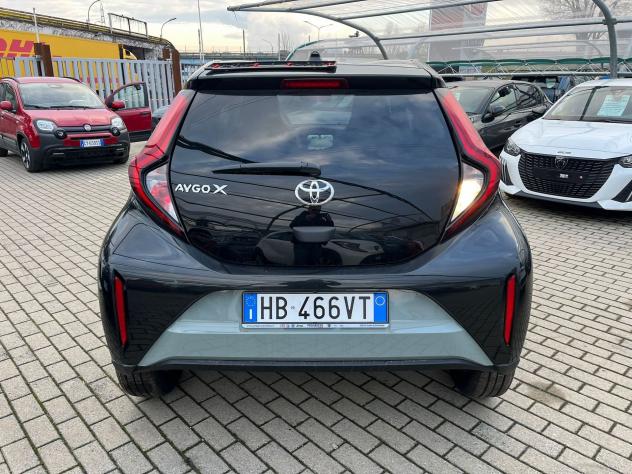 Toyota Aygo X 1.0B (72 CV) Trend S-CVT - Foto 8