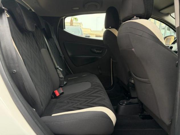 LANCIA Ypsilon 1.2 69 CV 5P. Gold rif. 23868693 - Foto 8