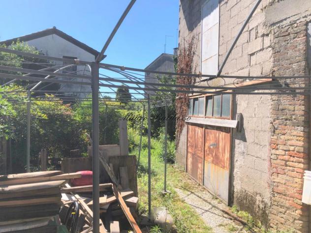 CASA INDIPENDENTE di 10 vani e di 193 mq (GIAVERA DEL MONTELLO) rif. 24-MI016 - Foto 9