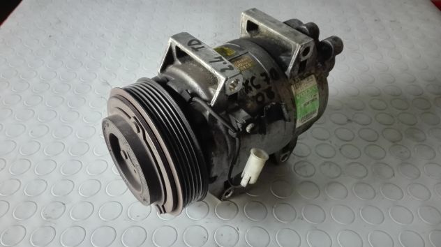 Compressore climatizzatore Volvo XC70 2.4D5 del 2006 (30742206) - Foto 2