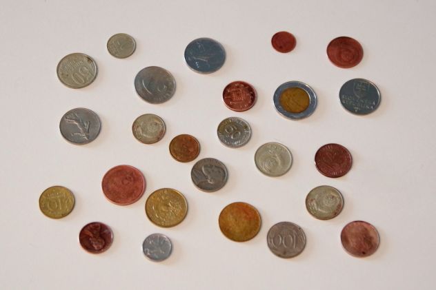 Vendo monete varie lotto 25pz