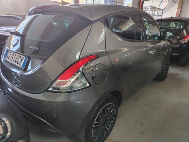 LANCIA Ypsilon 1.0 FireFly 5 porte S&S Hybrid Ecochic Gold rif. 23916054 - Foto 10