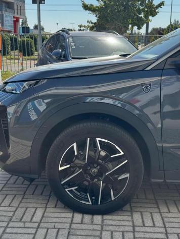 PEUGEOT 3008 Hybrid 136 e-DCS6 GT rif. 24060804 - Foto 9