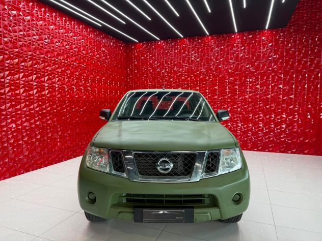 Nissan Navara 2.5 dCi PICK-UP Double Cab WoRK IVA DEDUCIBILE - Foto 2