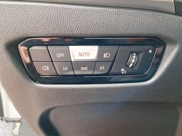 BMW Serie 3 318i MSport Touring auto 18" Live Cockpit Camera Navi - Foto 7