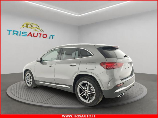 MERCEDES GLA 200 D 2.0 Aut. Premium AMG (FULL LED+PELLE) - Foto 2