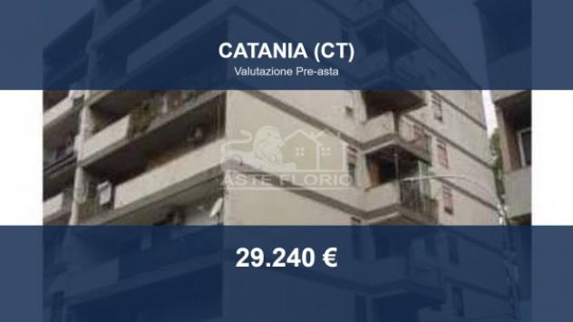 Immobile in asta di 58 m² con più di 5 locali in vendita a Catania