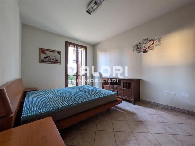 BILOCALE AL PIANO TERRA CON INGRESSO INDIPENDENTE, CORTE ESCLUSIVA E GARAGE - Foto 15