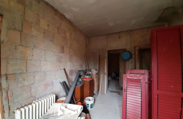 Immobile in asta di 271 m² con più di 5 locali in vendita a Mondavio - Foto 8