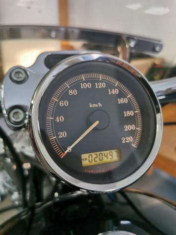 Harley Davidson Sportster Custom 883 - Foto 9