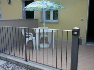 Monolocale nuovo accessoriato con p. auto privato per trasfertisti