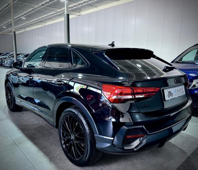 Audi Q3 SPBK 35 2.0 TDI 150CV Black Edition S Line - Foto 8