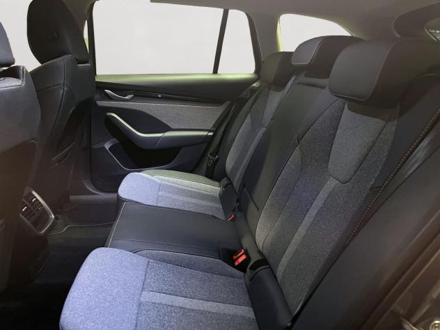 Škoda Octavia Octavia 2.0 TDI 150 CV DSG Wagon Style - Foto 8