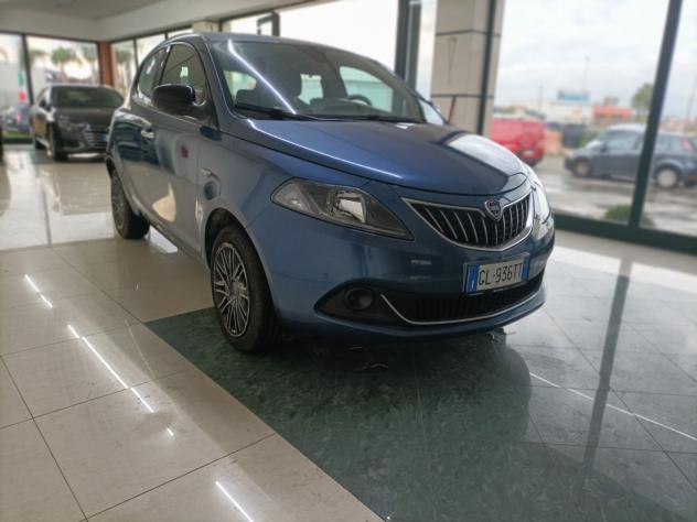 Lancia Ypsilon 1.0 Hybrid Silver 11/ 2022 - Foto 4
