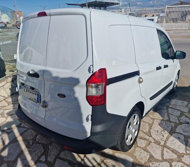 Ford Transit Courier 1.5 TDCi 2022 - Foto 4
