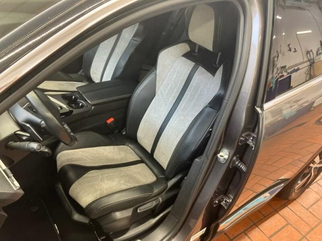 PEUGEOT 3008 2ª serie 3008 Hybrid4 300 e-EAT8 GT - Foto 6