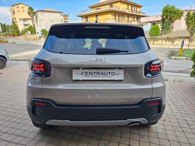 Jeep Avenger 1.2 Turbo 100 CV Summit - Foto 5