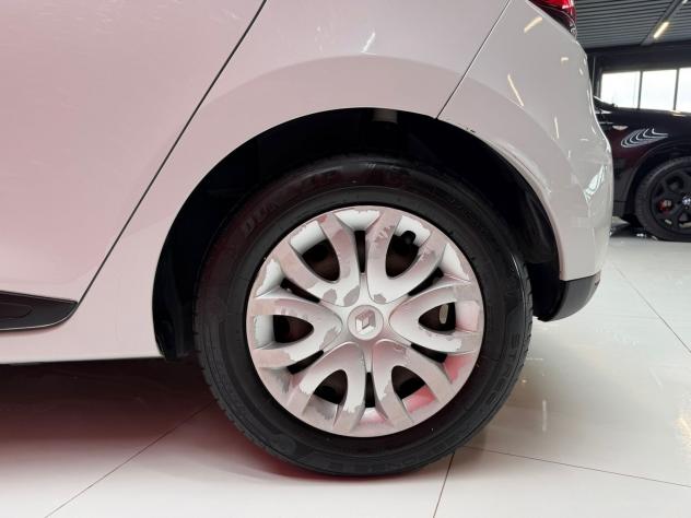 Renault Clio 1.2 75CV 5 porte Costume National UNIC. PROP. OK NEOPATENTATI - Foto 9