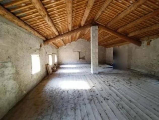 Immobile in asta di 244 m² con più di 5 locali in vendita a Montecchio Maggiore - Foto 5