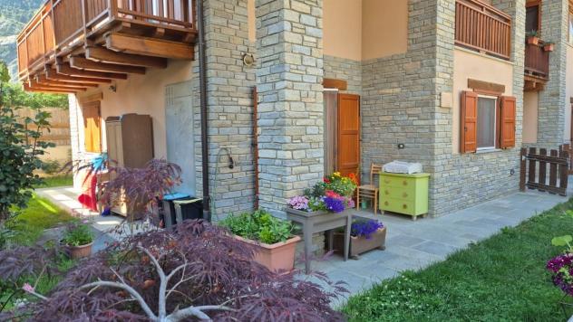 Oulx: Vendiamo Trilocale con giardino privato e box auto
