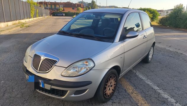 Ypsilon 1.2 benzina - Foto 4