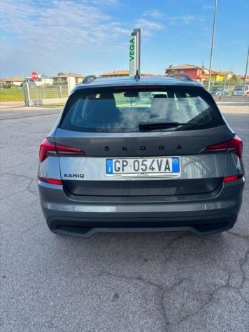 SKODA Kamiq 1.5 TSI ACT Black Dots rif. 24144832 - Foto 2