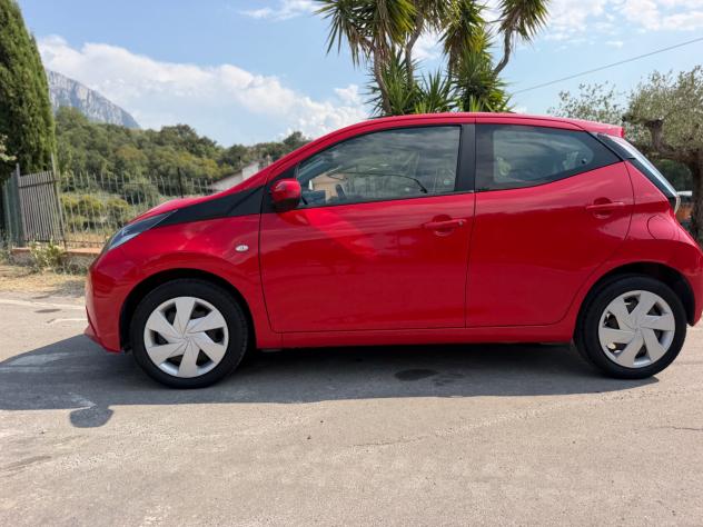 Toyota Aygo 1.0 VVT-i 69 CV 5 porte - Foto 3