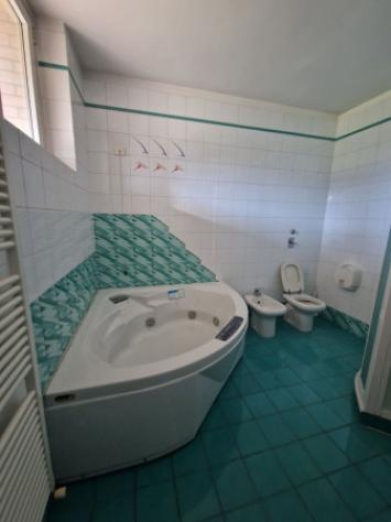 Immobile di 315 m² con più di 5 locali in affitto a Lainate - Foto 18