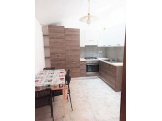 Trilocale in affitto a Siena